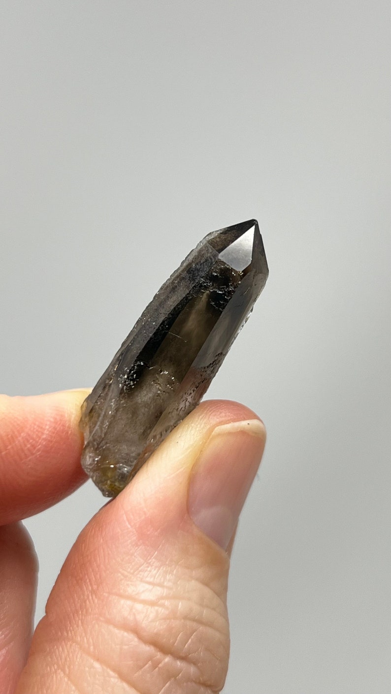 Prismatic Smoky Quartz Point, 5g Malawi