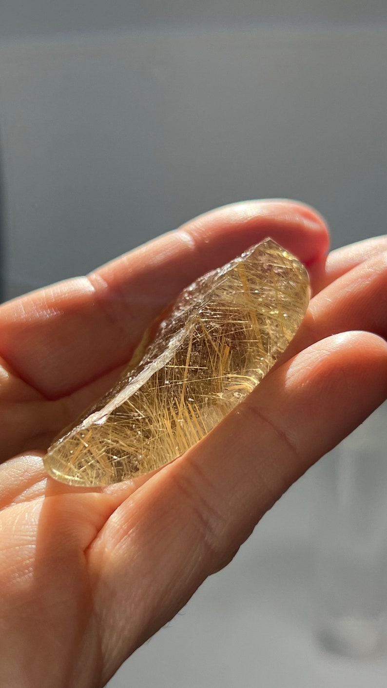 Gold Rutile in Quartz, 27g Brazil