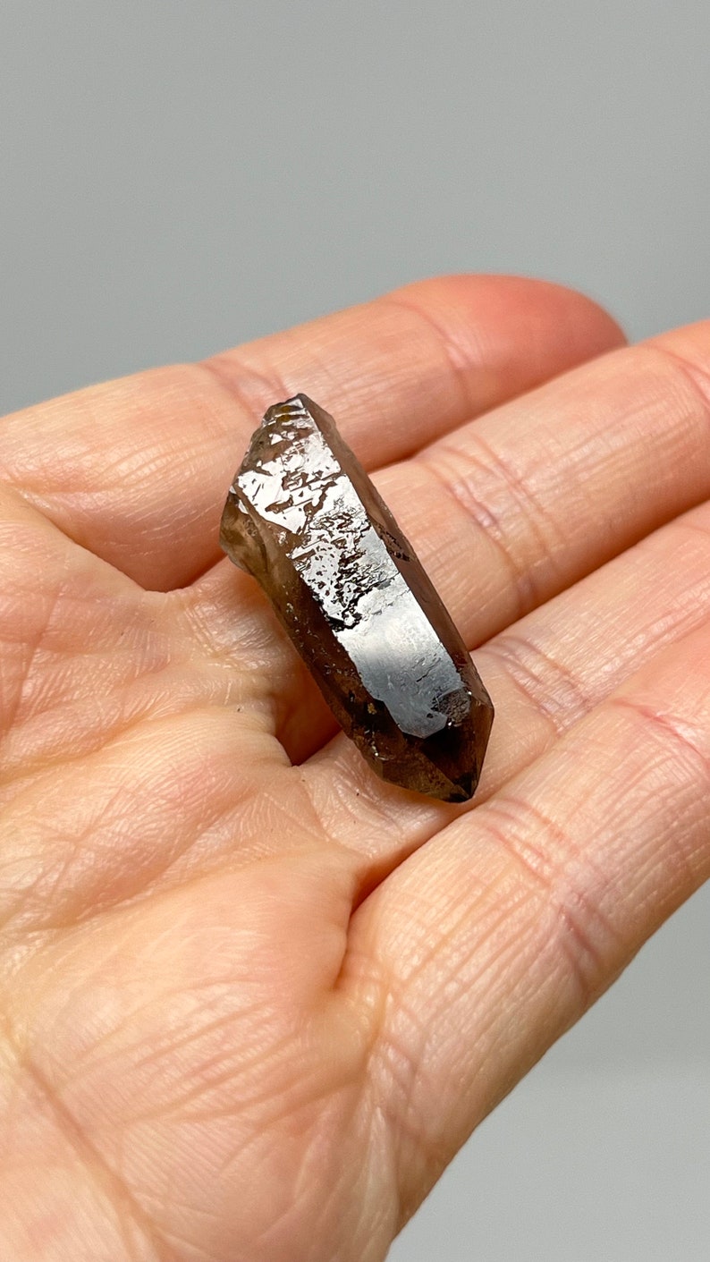 Prismatic Smoky Quartz Point, 5g Malawi