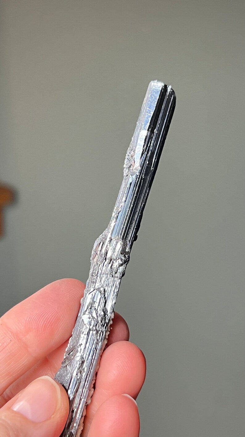 Prismatic Stibnite Blade with Calcite