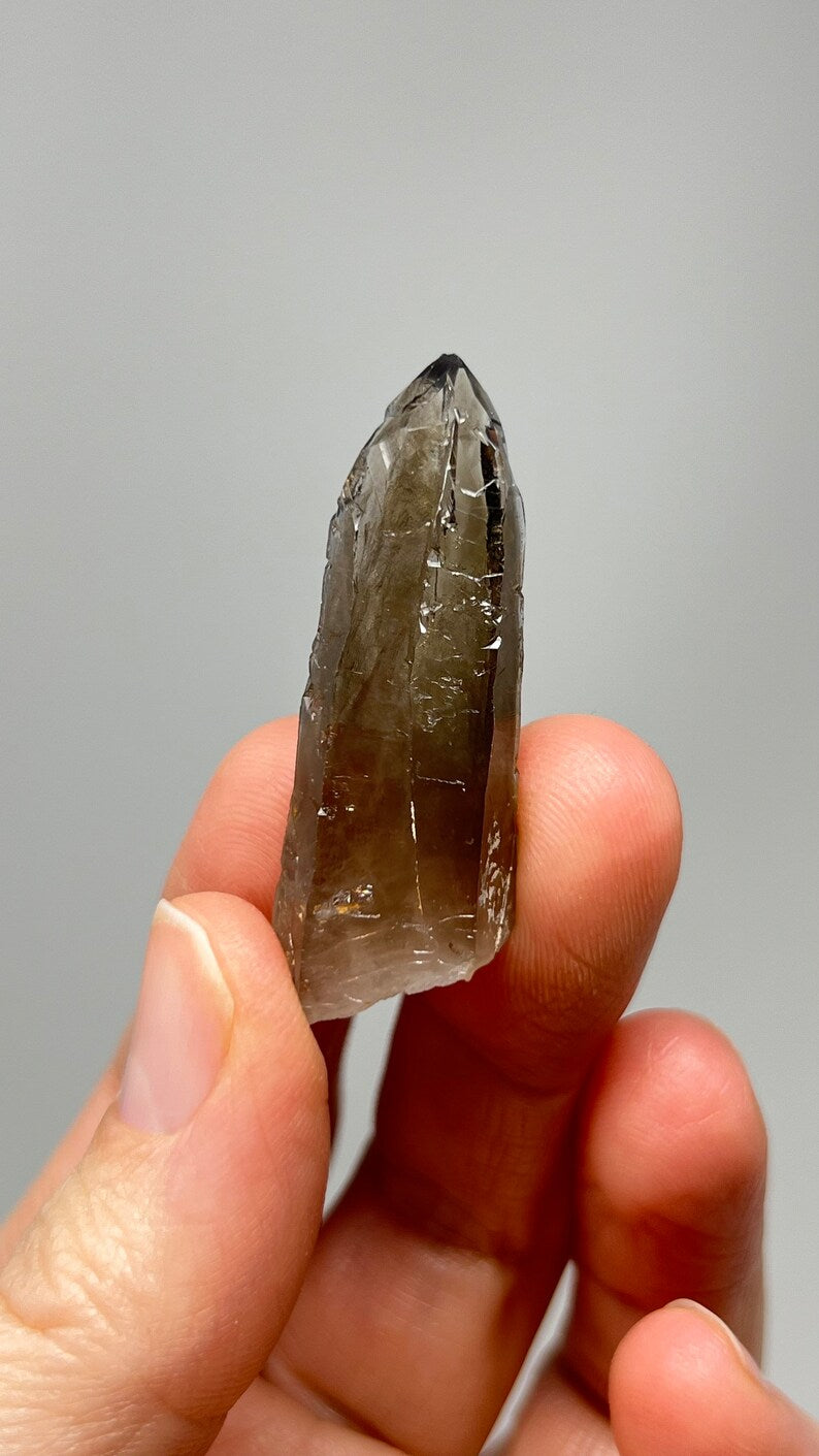 Prismatic Smoky Quartz Point, 8g Malawi