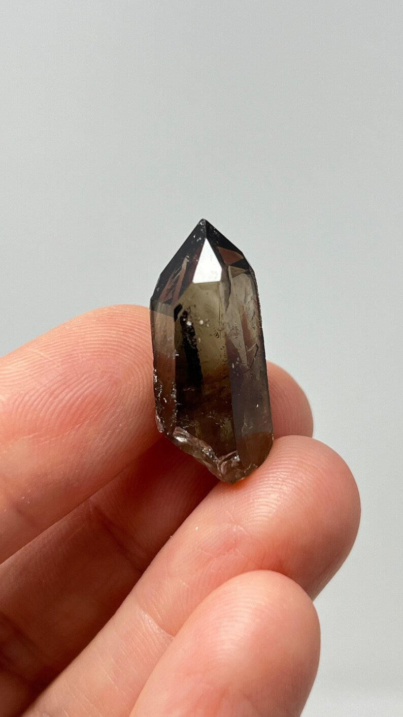 Prismatic Smoky Quartz Point, 4.8g Malawi