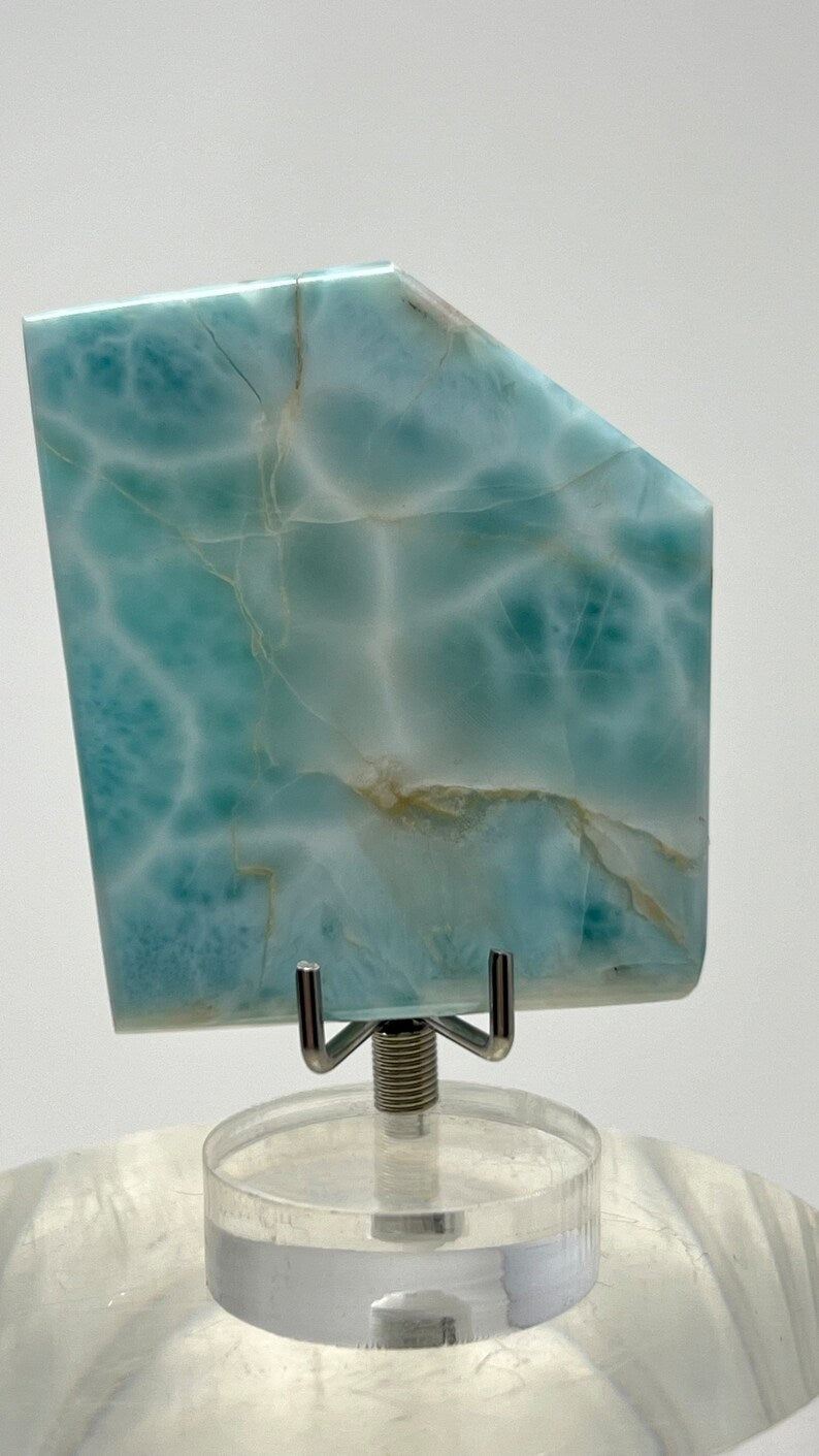 Webbed Larimar Freeform Polish, 40g Dominican Republic