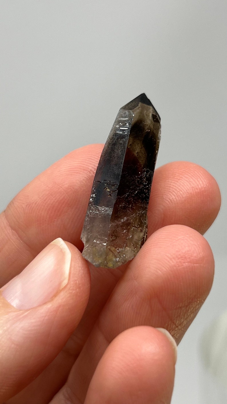 Prismatic Smoky Quartz Point, 5g Malawi
