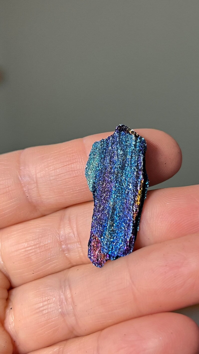 Iridescent Natural Hematite 16.5 ct, Andrade Mine, Brazil Rainbow Minerals