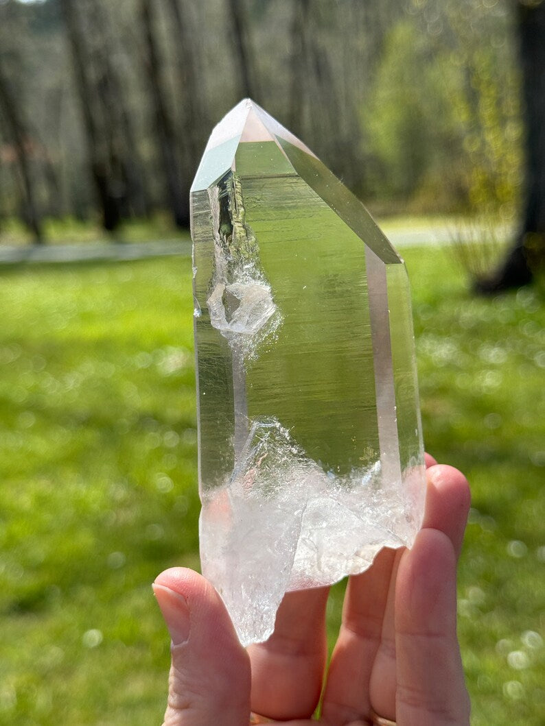 Optical 737 Lemurian Quartz, 322g Arkansas USA