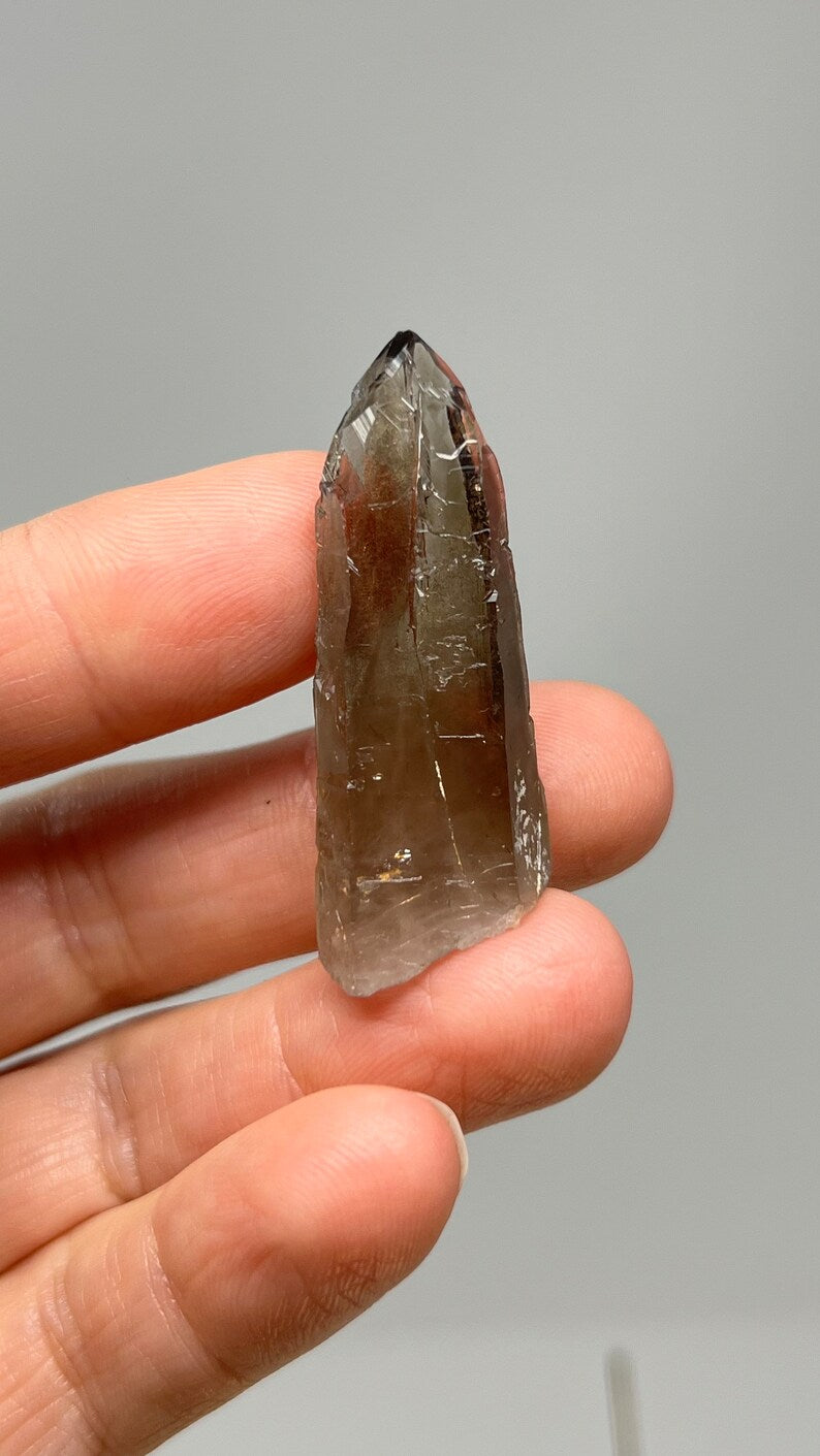 Prismatic Smoky Quartz Point, 8g Malawi