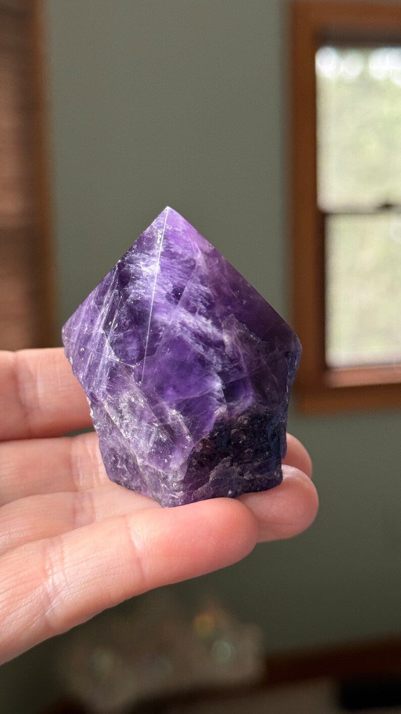 Amethyst Generator, 86g Brazil, Violet Flame