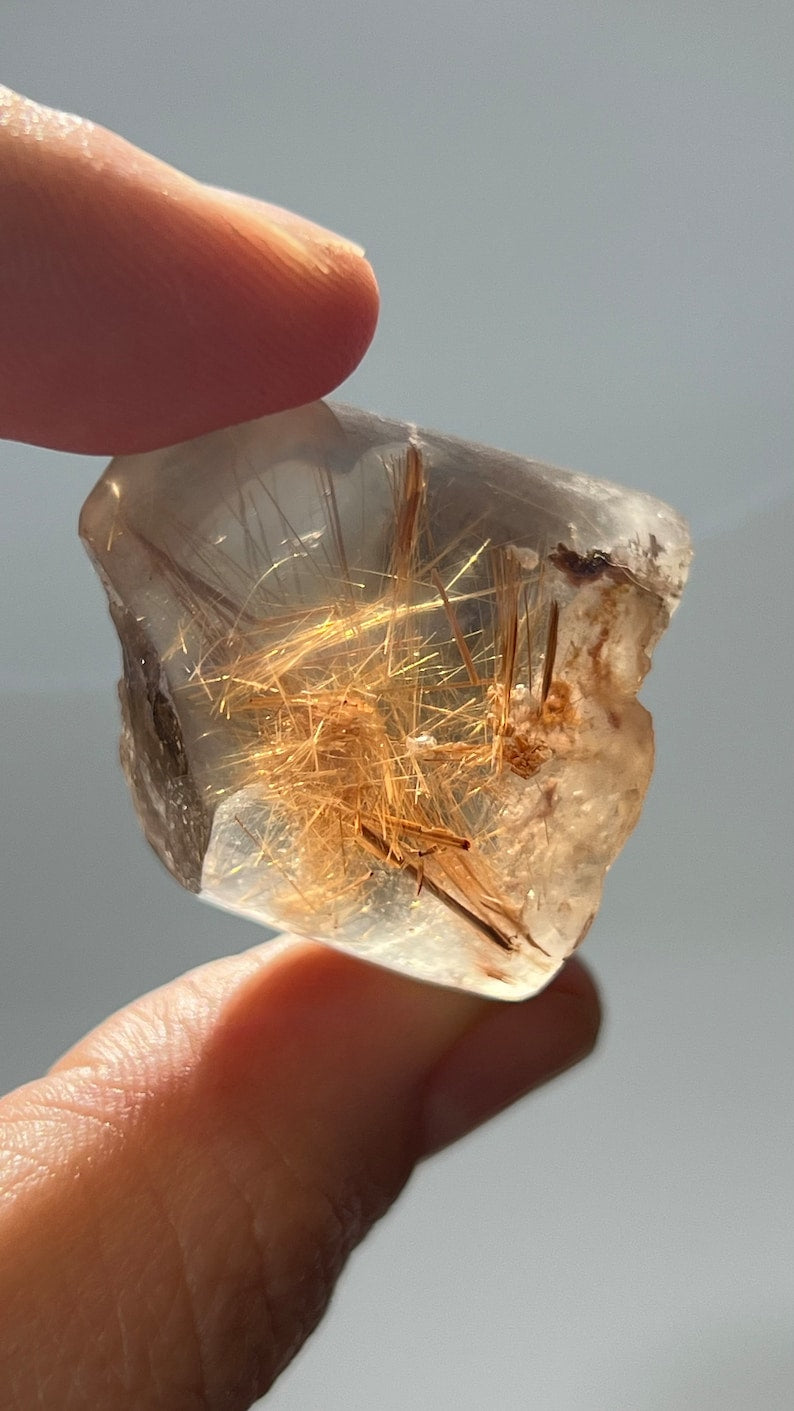 Gold Rutile in Quartz, 22g Brazil