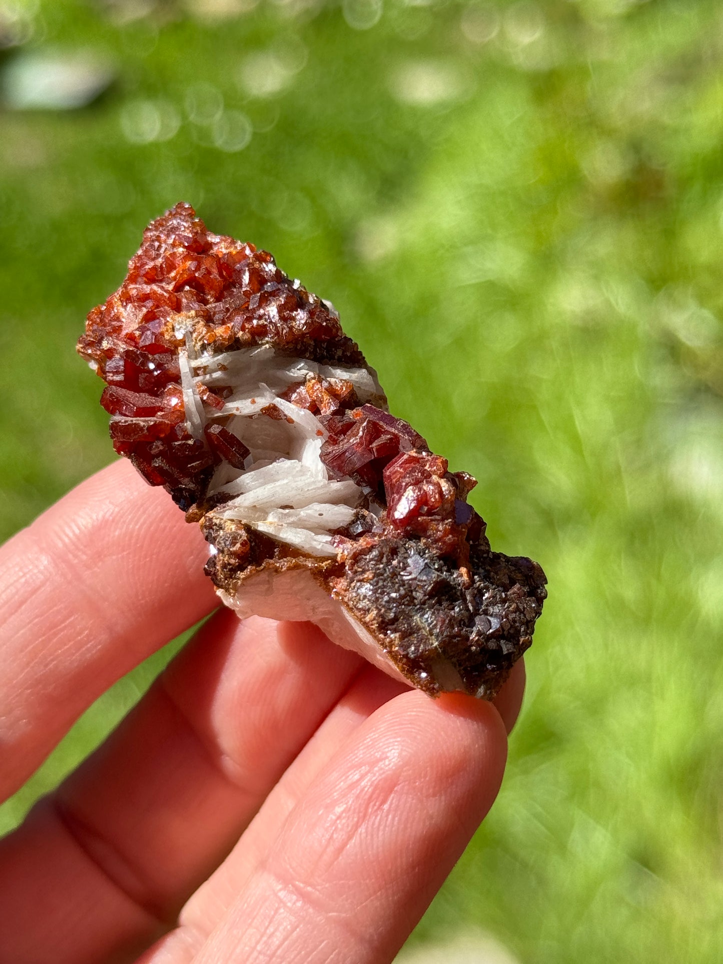 Vanadinite Crystal with Barite, 51g Morocco