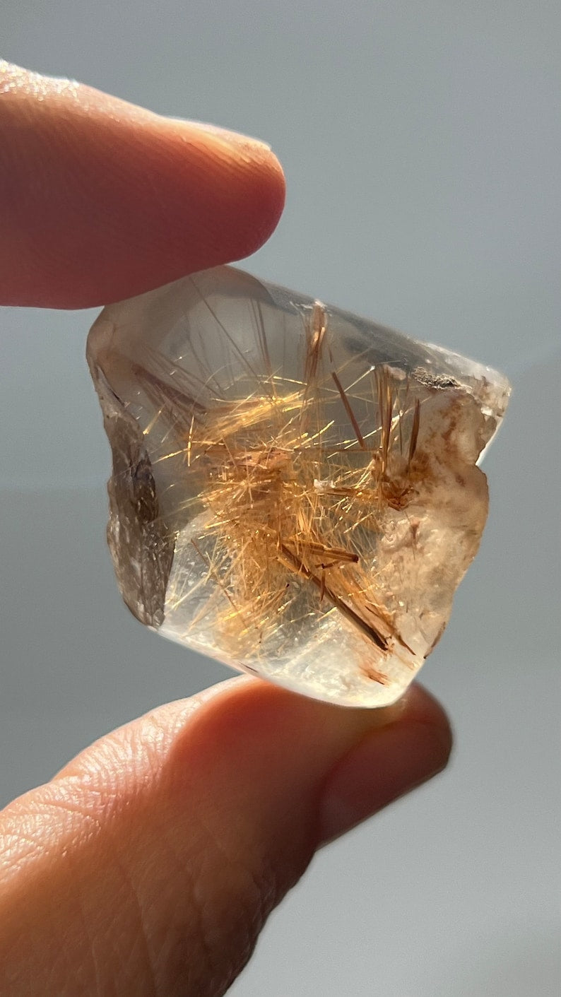 Gold Rutile in Quartz, 22g Brazil