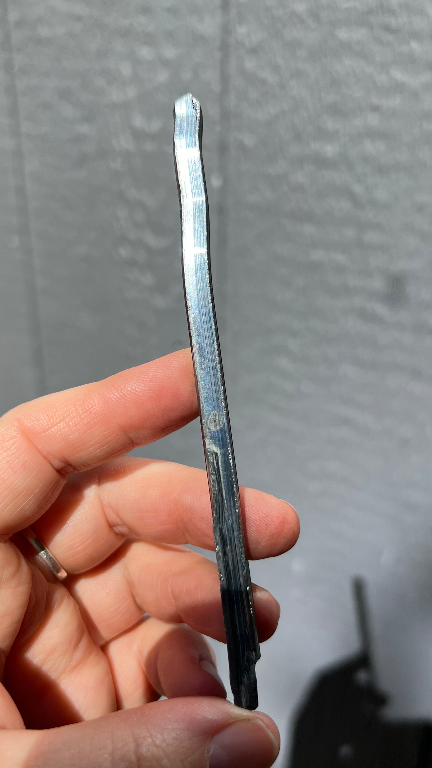 Prismatic Stibnite Blade