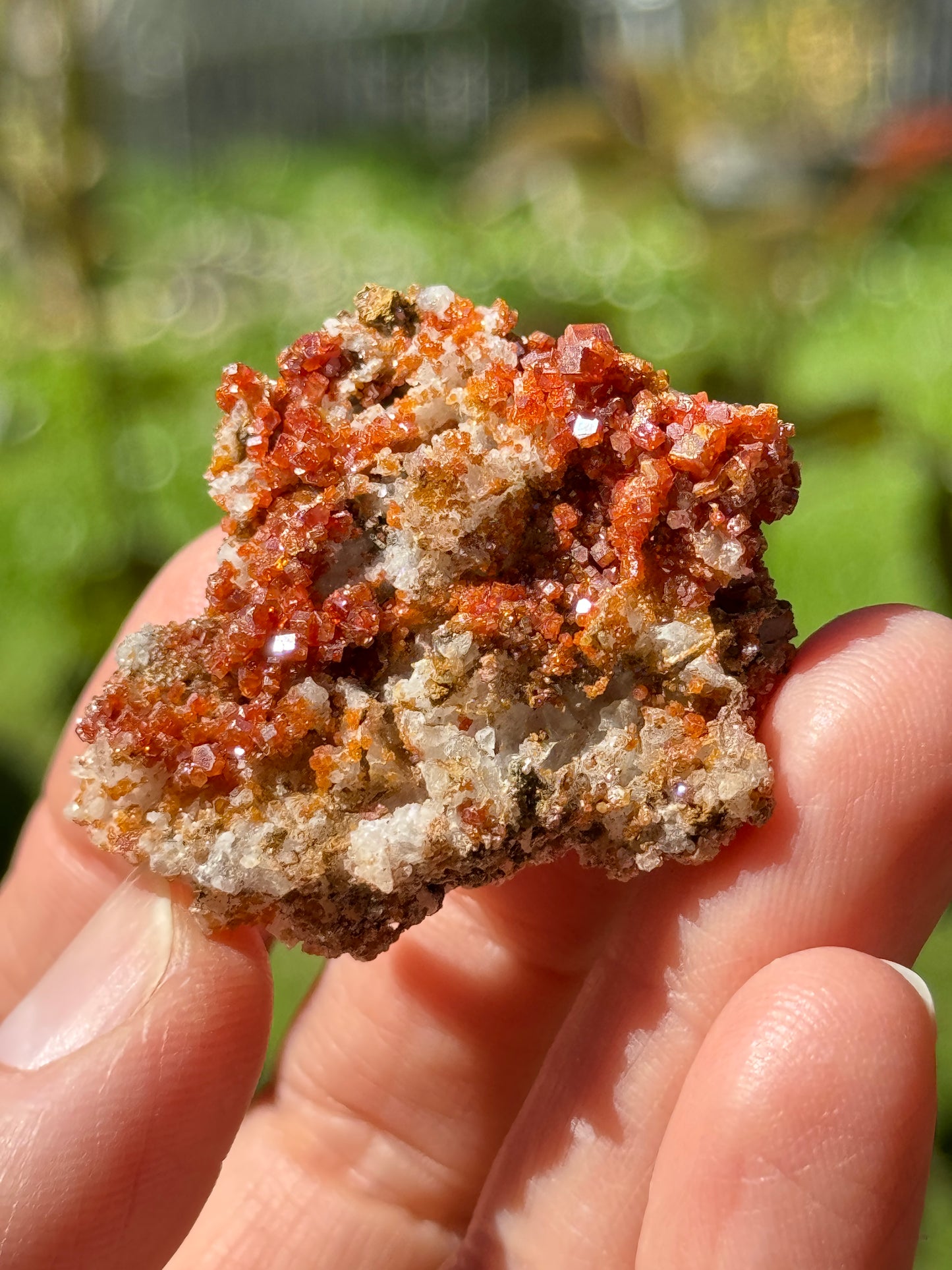 Vanadinite Crystal with Barite, 13g Morocco