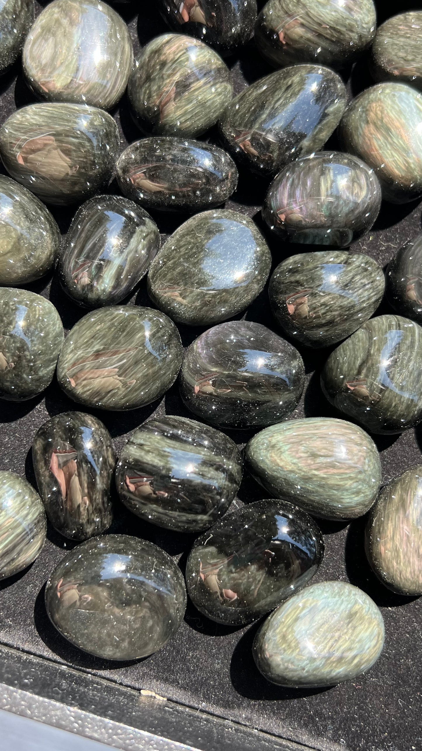 ONE Velvet Rainbow Obsidian Stone