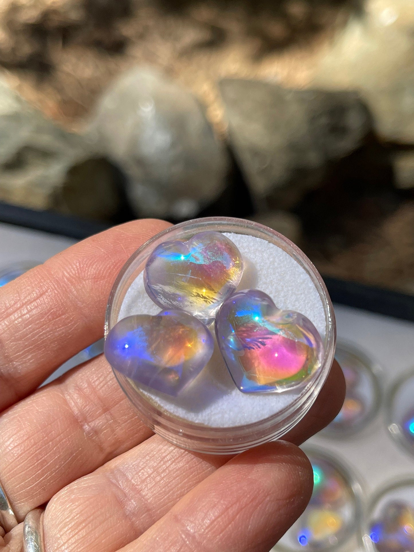 One Angel Aura Rose de France Amethyst Heart