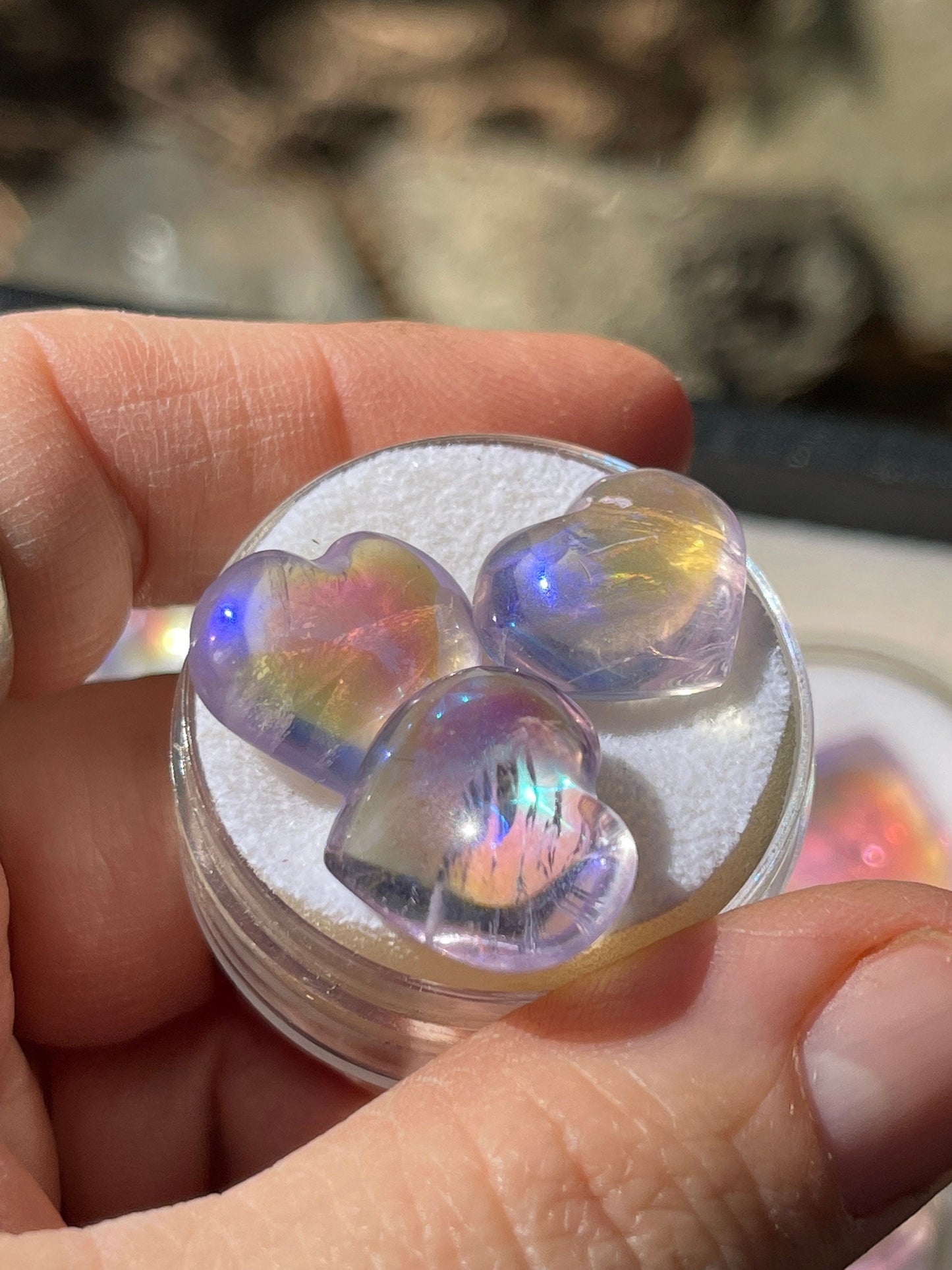 One Angel Aura Rose de France Amethyst Heart