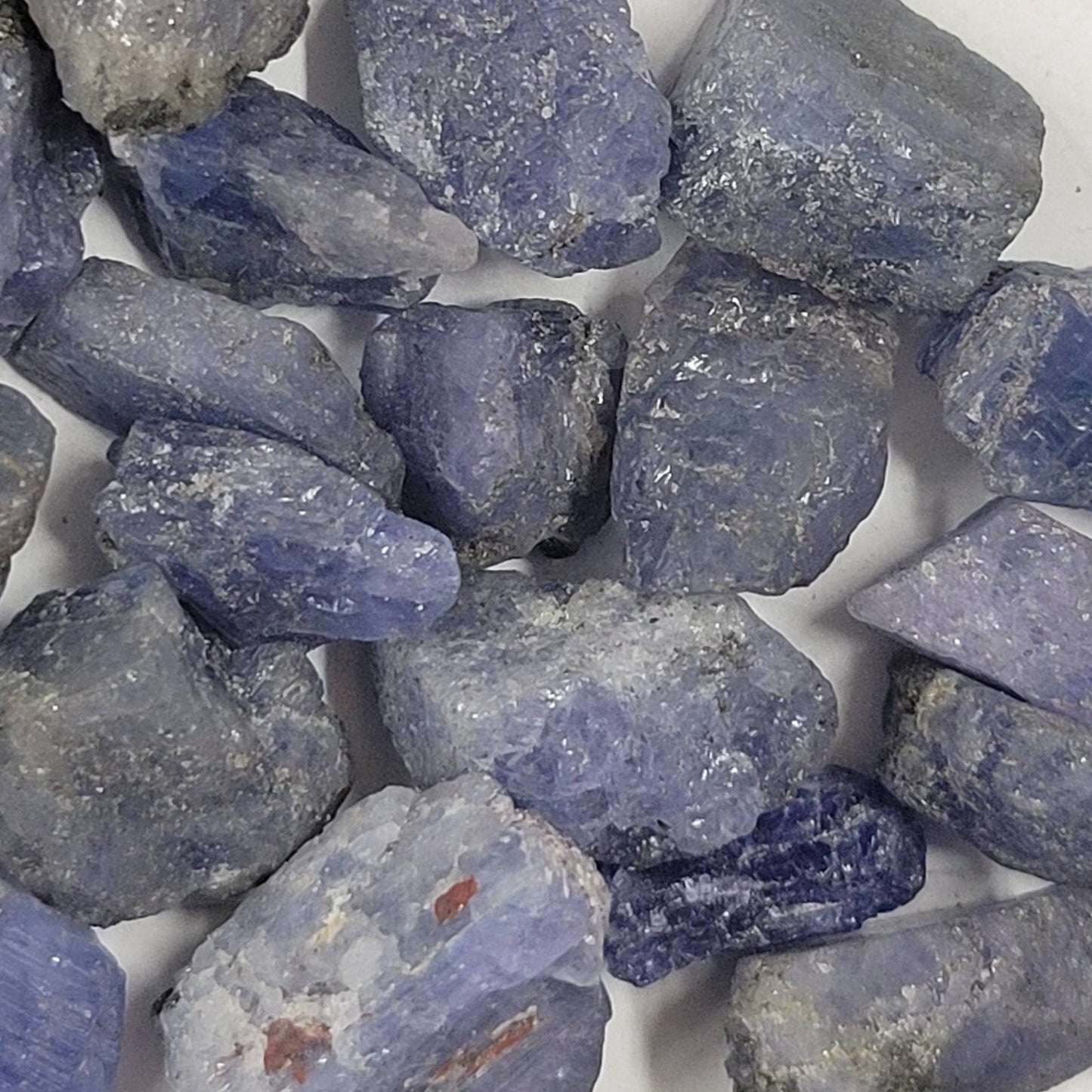 ONE Blue-Violet Tanzanite Zoisite, Tanzania