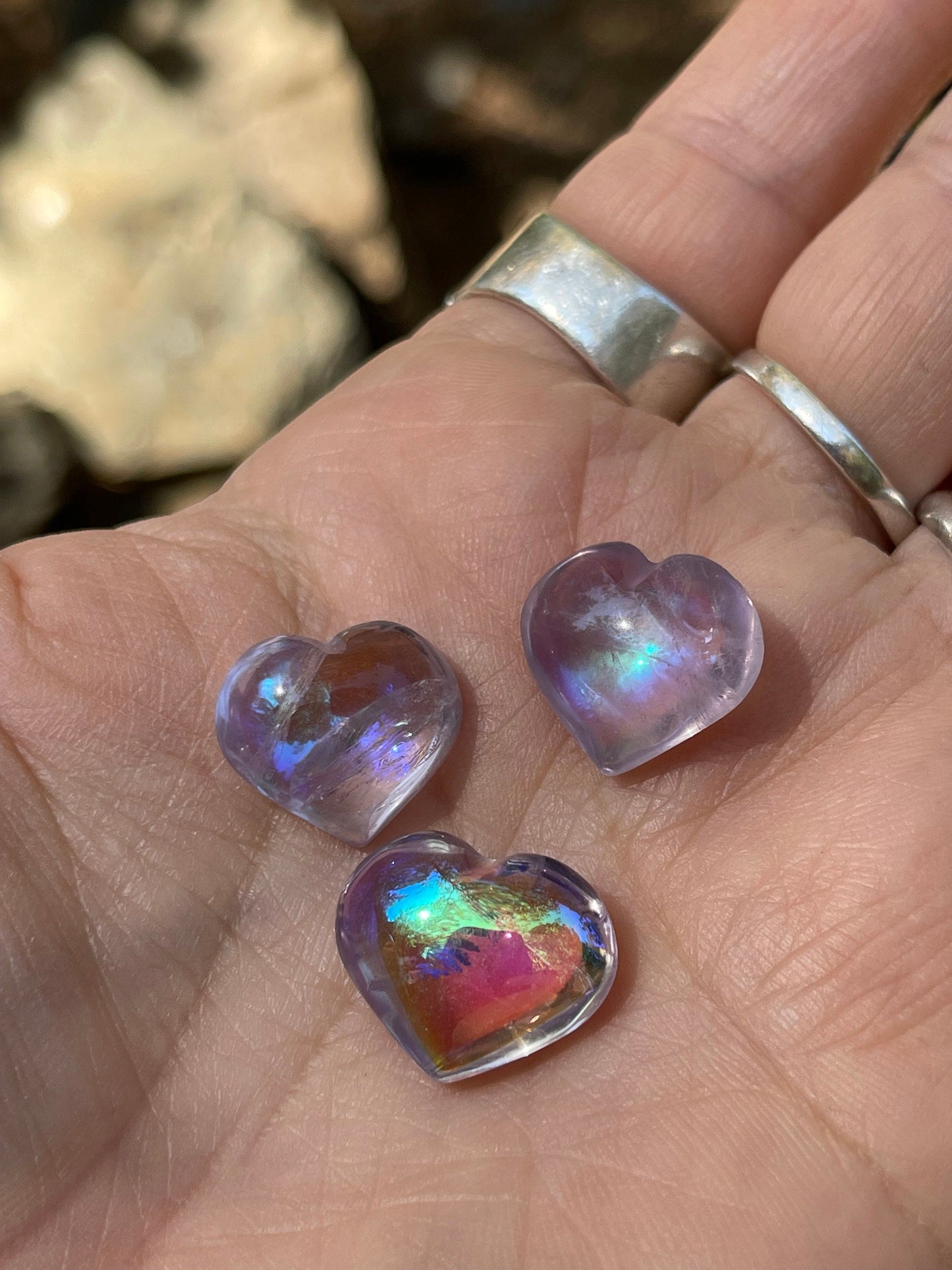 One Angel Aura Rose de France Amethyst Heart