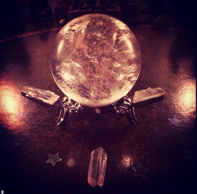 Intuitive Crystal Offering by Lylith Aradia Moon, Sacred Wisdom, Ancient Knowledge, Spirit Guides L3-1201