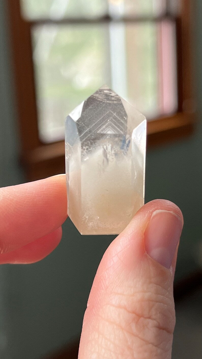 Mini Q Quartz Mini Phantom Quartz Generator, 15g Brazil – Far Arden Essentials