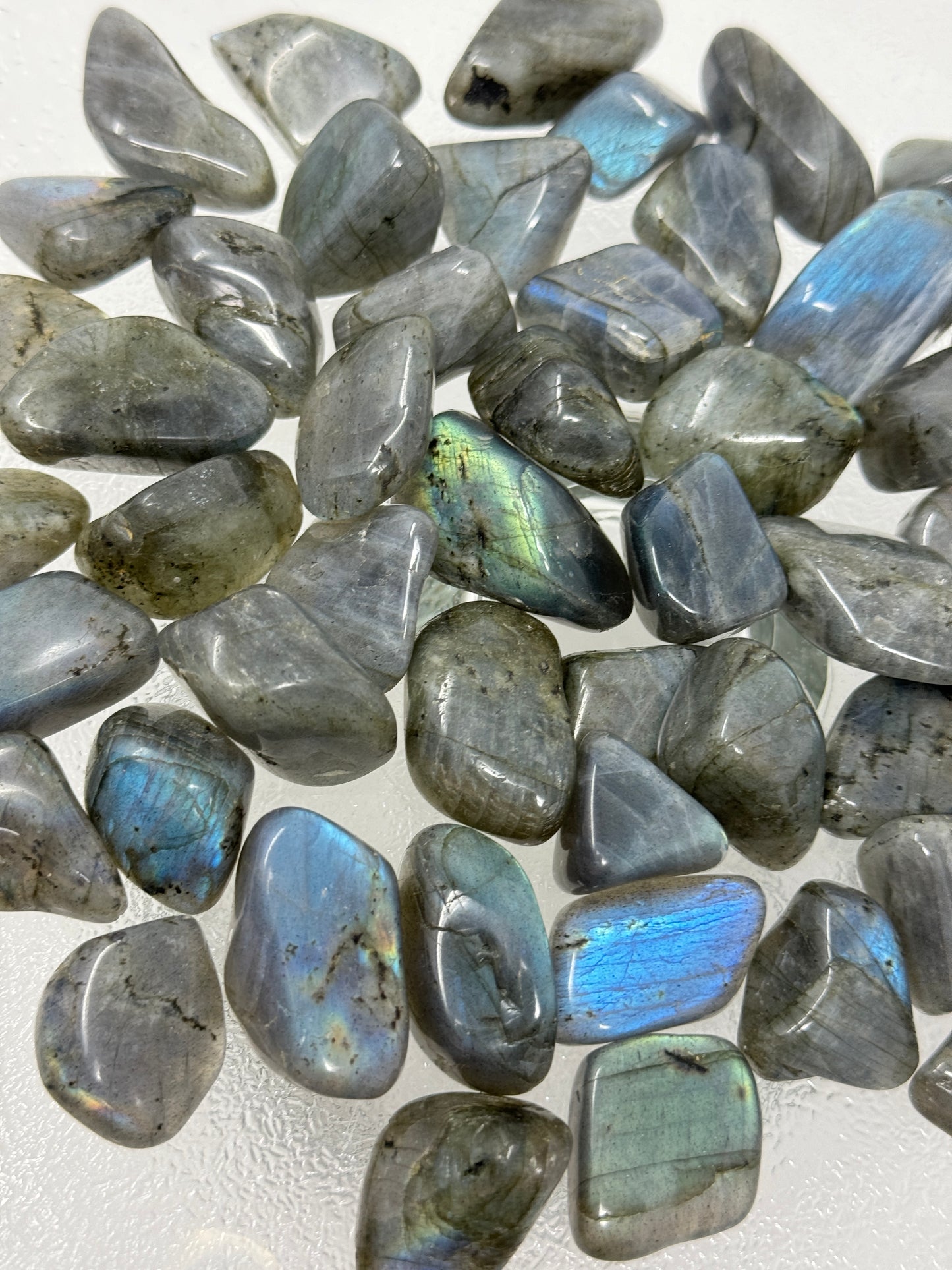 One Labradorite Tumbled Stone