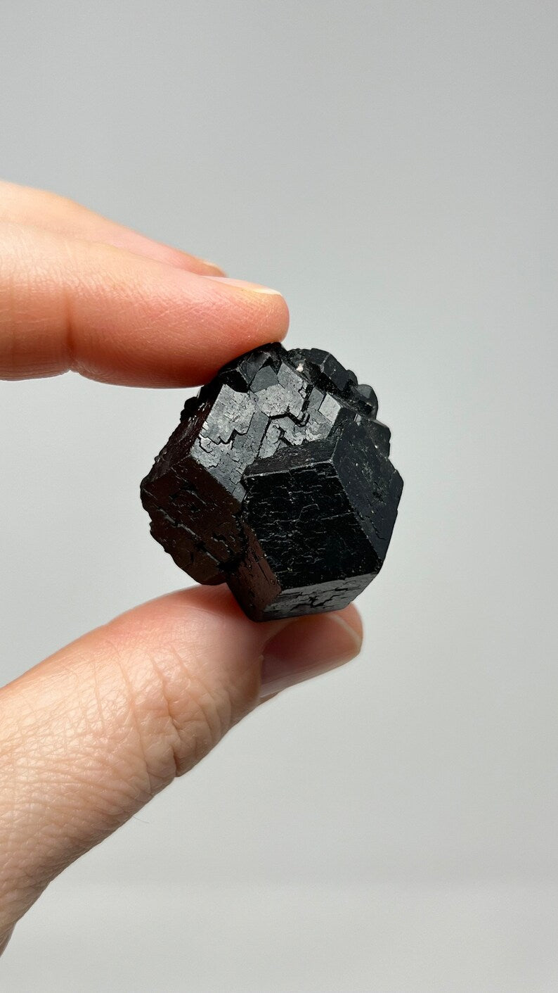 Andradite Garnet var. Melanite, Black Garnet, 28g Mali