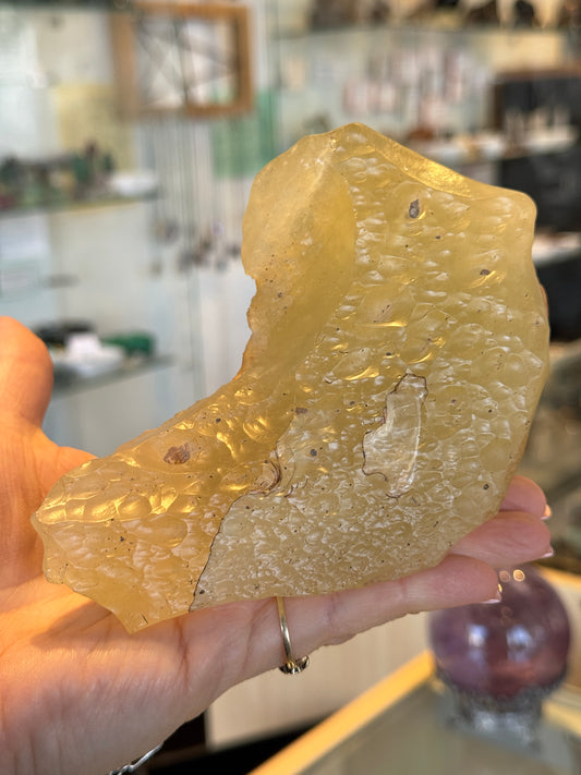 Museum-grade Libyan Desert Glass, 560g Meteorite Impactite from the Sahara Desert