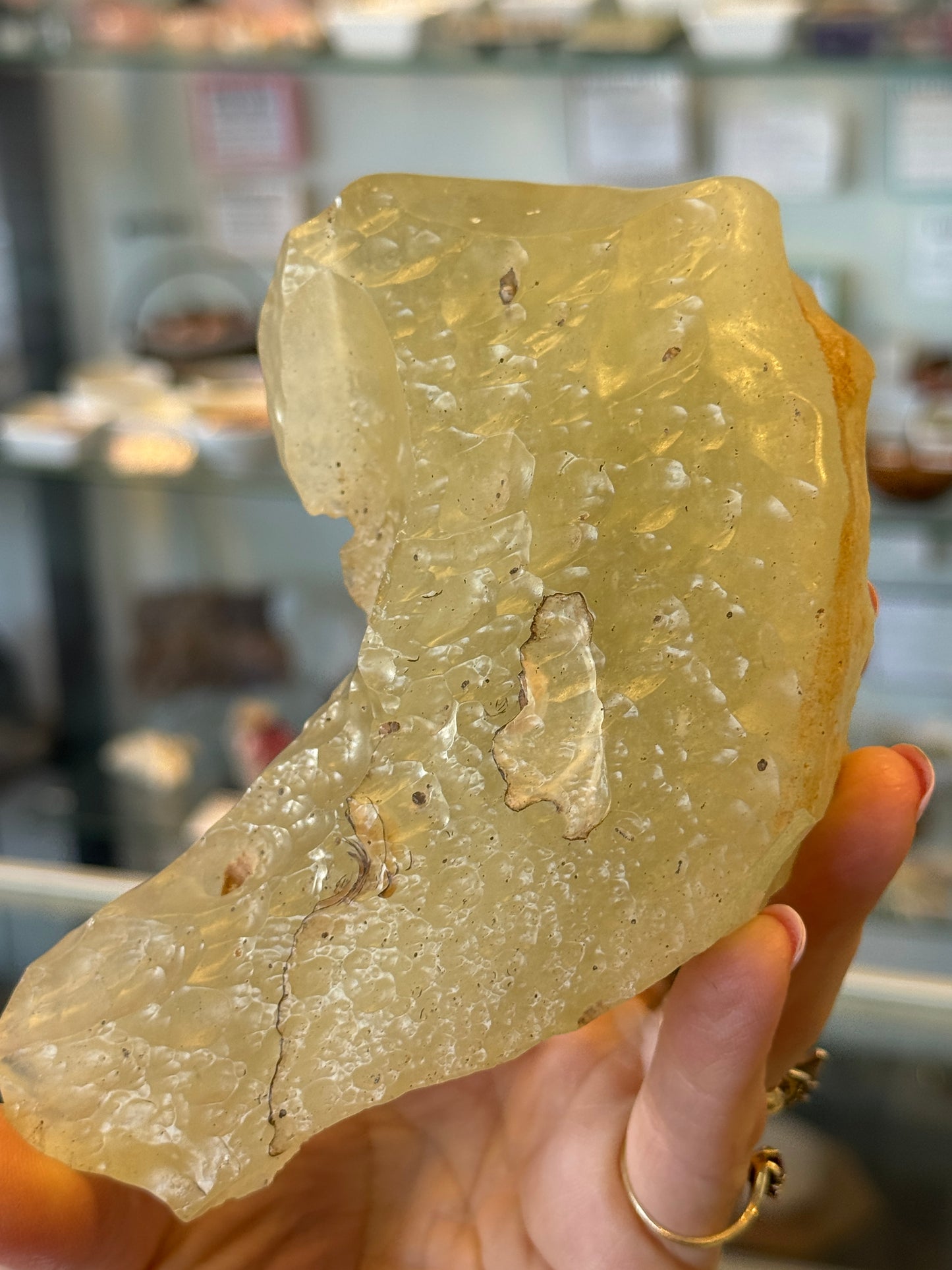 Museum-grade Libyan Desert Glass, 560g Meteorite Impactite from the Sahara Desert